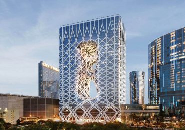 New Zaha Hadid-designed luxury hotel opens